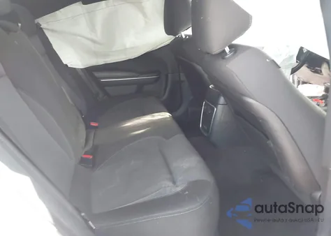 2017 Dodge Charger Se Rwd z USA, uszkodzony, nr VIN 2C3CDXBG4HH541360